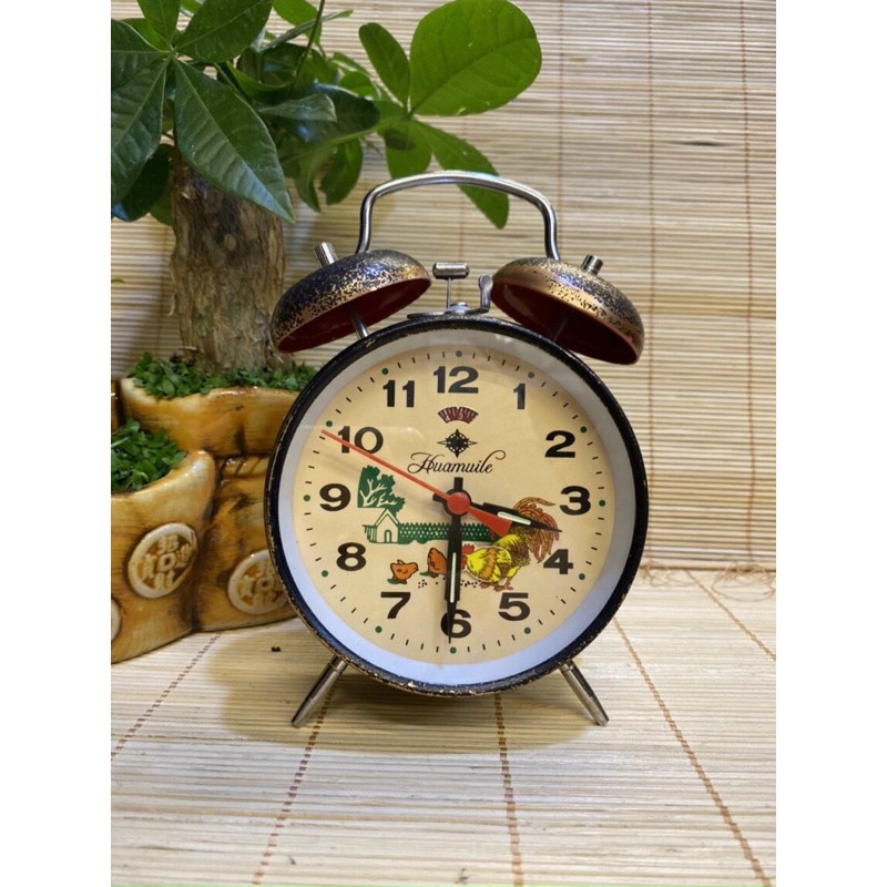 ĐỒNG HỒ CON GÀ CHẠY CÓT