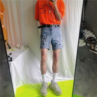 Quần short jeans thêu