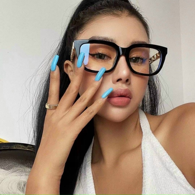 Kính Vuông Gọng Kim Loại Màu Vàng Có Chữ Balencia Hot