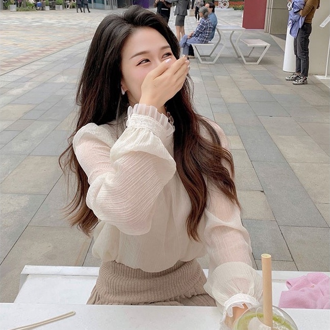 Linki ✧ Áo Sơ Mi Dài Tay Màu Trơn Phối Ren Xinh Xắn Cho Nữ