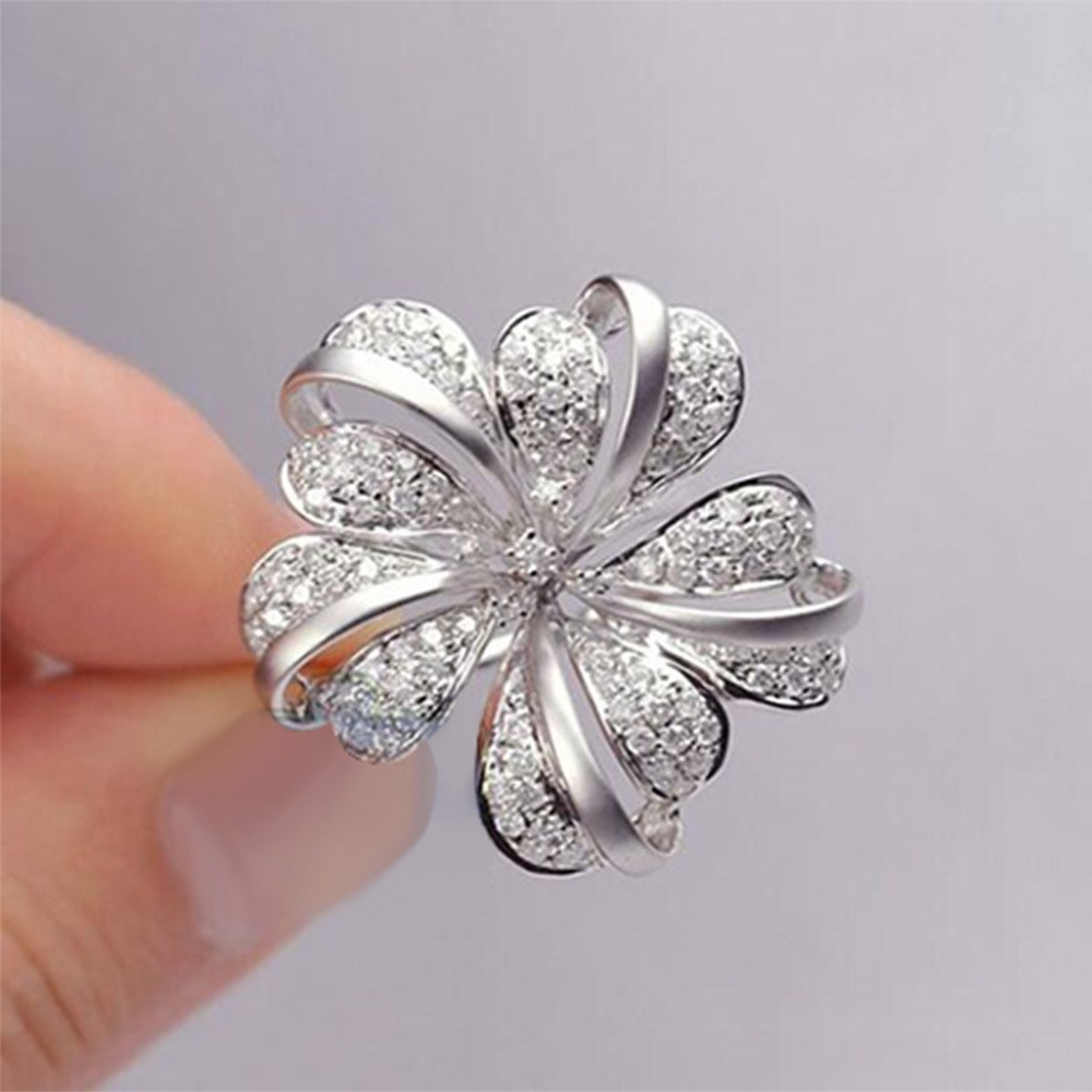 Nhẫn Cưới Đính Đá Zircon Hình Bông Hoa Lớn Sáng Tạo Thời Trang Cho Nữ