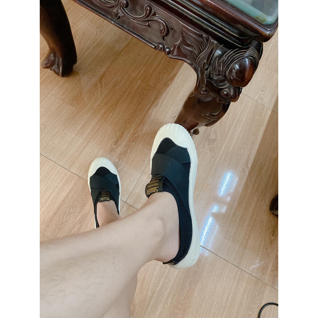 Sục thể thao sneaker Chun chéo