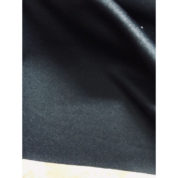 Vải thun lụa đen  co giãn 4 chiều ( khổ 1,6m x 1m dài)