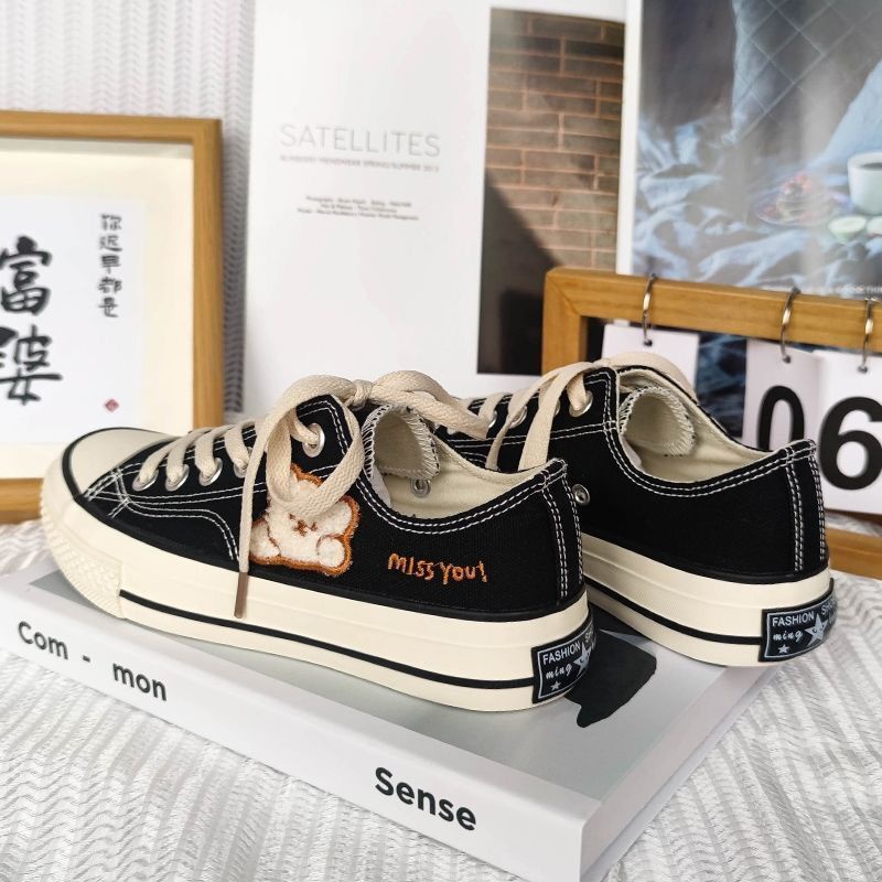 Giày Thể Thao Canvas Họa Tiết Hoạt Hình Dễ Thương Phong Cách Harajuku Cho Nữ