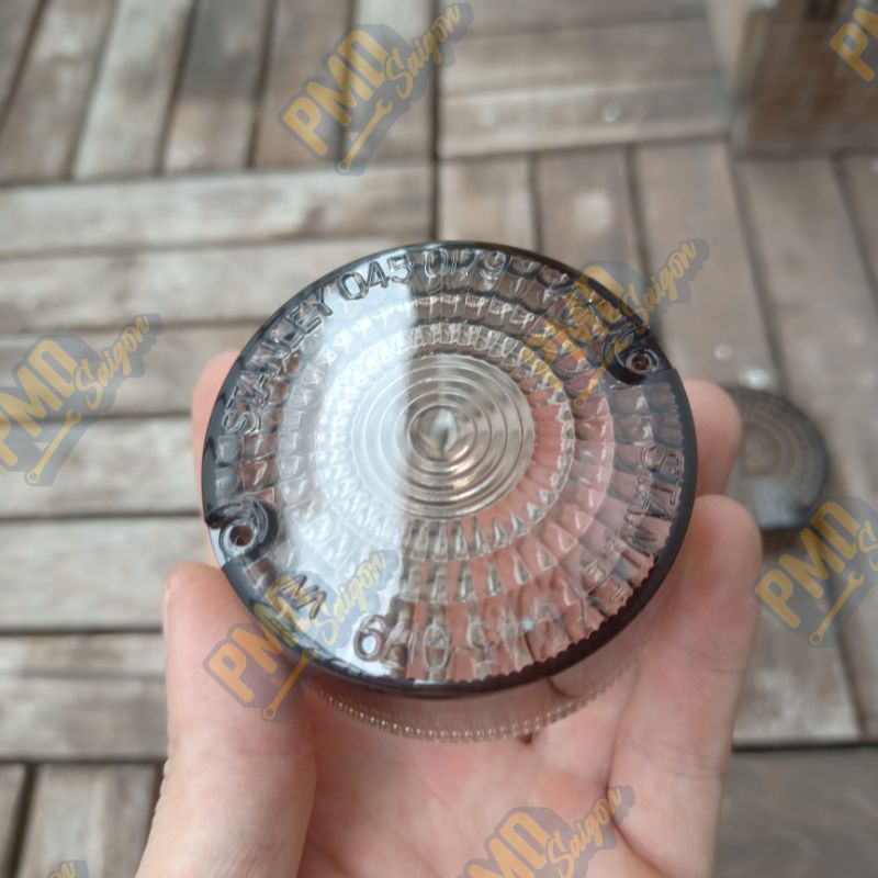 Bộ chụp đèn xi nhan khói và chụp đèn lái cái cub 81