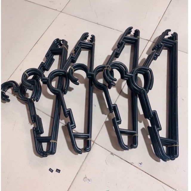 MÓC NHỰA QUAY CỔ TREO QUẦN ÁO ĐEN TO DÀY 42CM x 22cm, MÓC PHƠI TREO QUẦN ÁO NGƯỜI LỚN MÀU ĐEN ẢNH THẬT