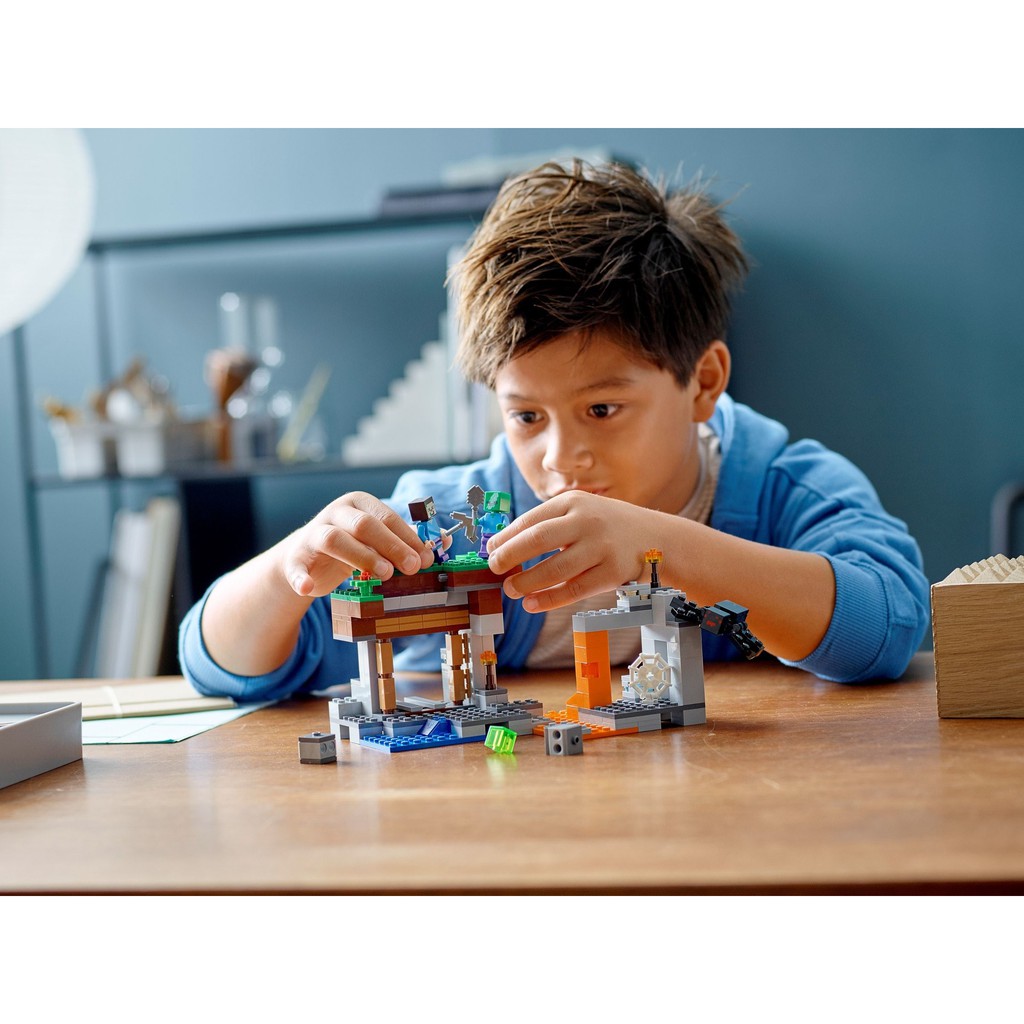 LEGO Minecraft Hang động bỏ hoang 21166
