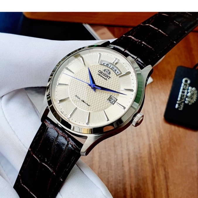 Đồng hồ cơ nam Orient FEV0V004SH mặt kính cứng chống va đập, chống nước 5 ATM, dây da thời trang cao cấp chính hãng