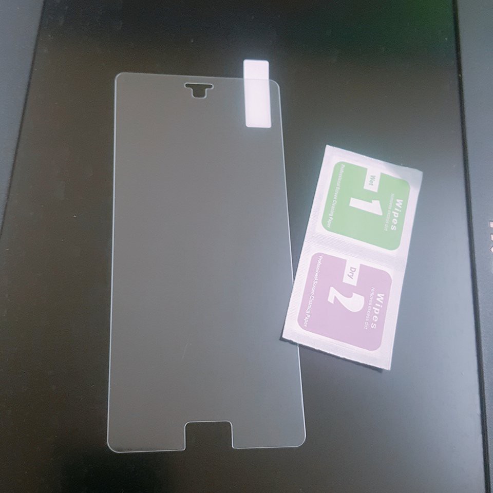 Miếng dán kính cường lực Nokia 8