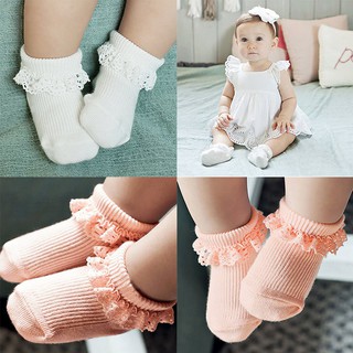 Đôi vớ viền ren đáng yêu dành cho bé