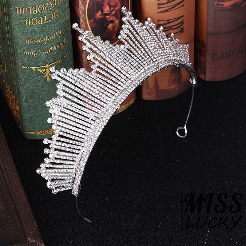Vương miện đính đá ánh nhũ phong cách thời trang sang trọng cho cô dâu