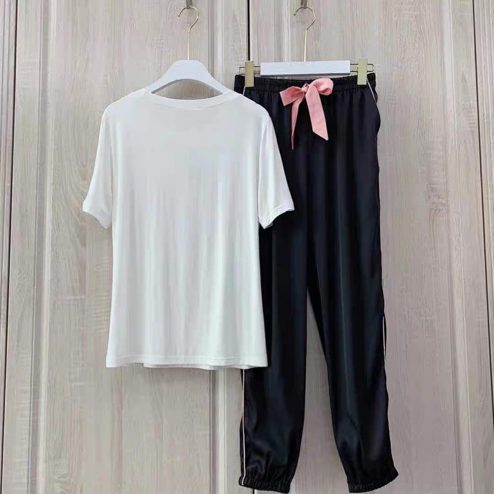 Bộ ngủ lụa Pizama quần dài áo cộc hoạ tiết chữ hàng cao cấp