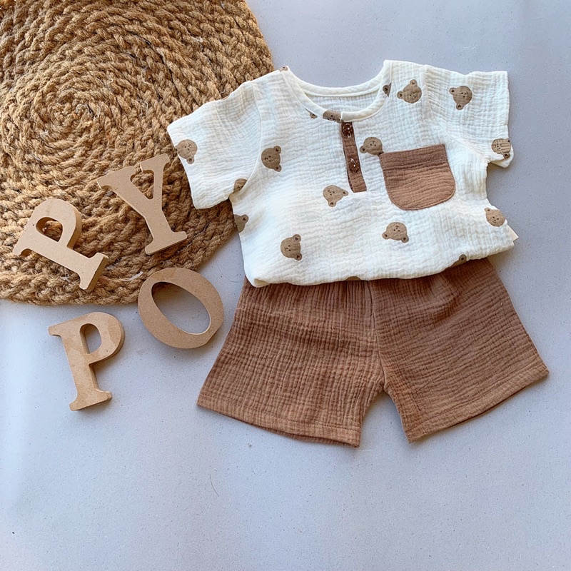Bộ đùi xô muslin gấu nâu cổ trụ cho bé