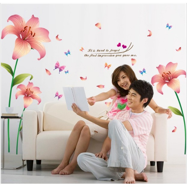 Decal trang trí Tường Hoa Loa Kèn Hồng Kem