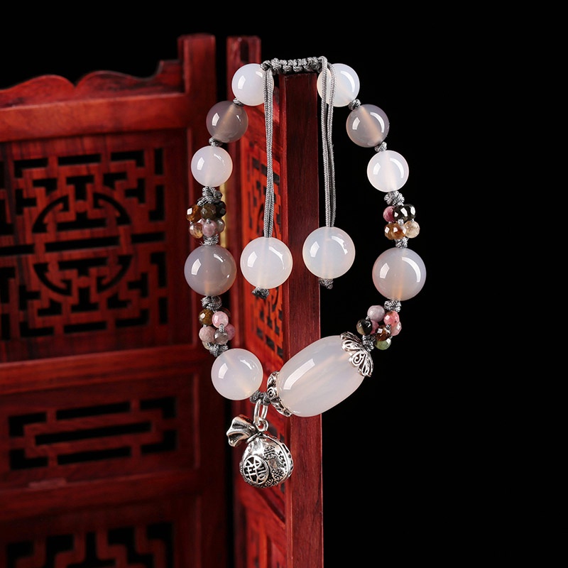 Vòng tay đá mã não trắng phong cách Trung Hoa cổ điển cho nữ