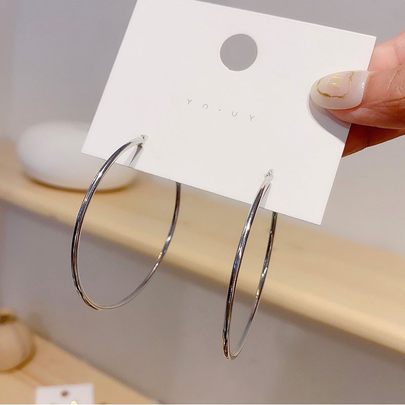 Khuyên tai bông tai nữ vòng tròn to sáng cá tính BT01