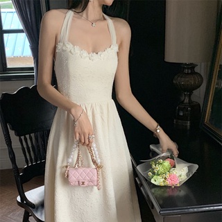 Đầm Dài Trung Bình Trễ Vai Cổ Yếm In Hình Hoa Màu Trắng Mùa Hè Phong Cách retro Pháp Hàng Mới Dành Cho Bạn Nữ