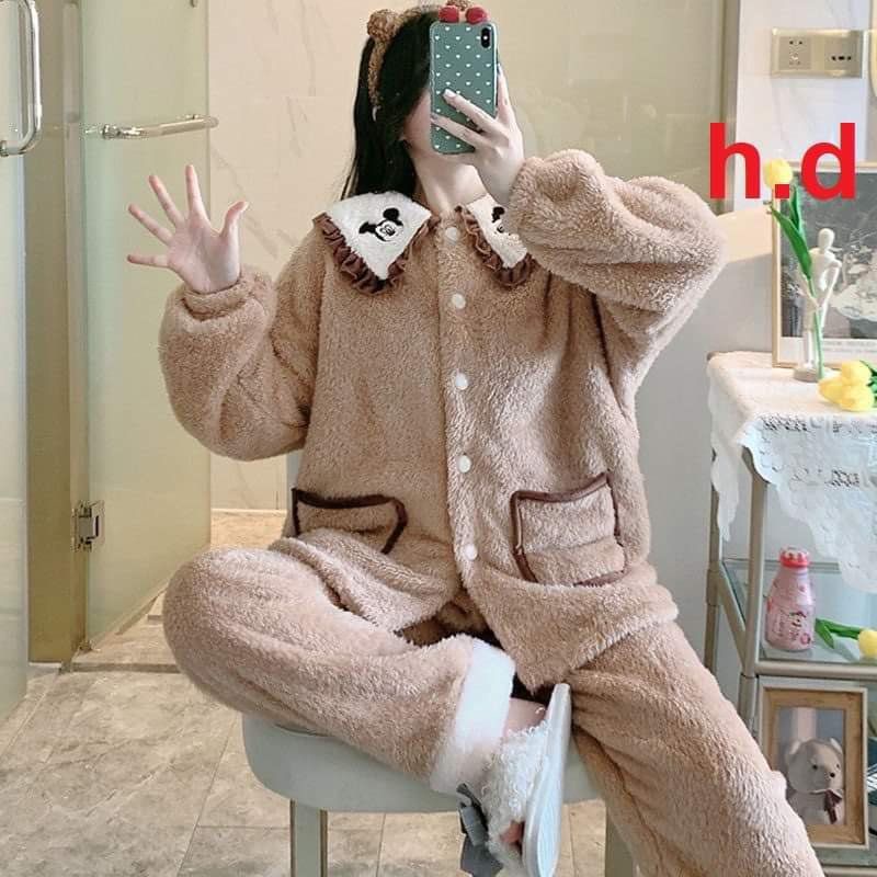 Bộ áo lông Tiểu thư cực xinh xắn,lông đẹp mịn màng cổ thêu