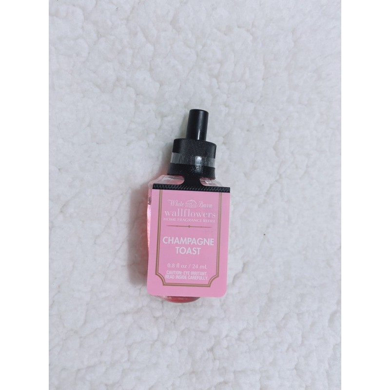 {Bill Mỹ} {1 Chai} Champagne Toast Tinh dầu Bath &amp; Body Works Wallflower Home Fragrance Refills 24ml và nhiều mùi khác