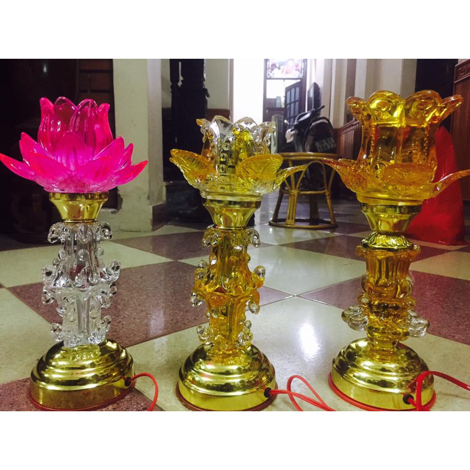 Đèn thờ thủy tinh