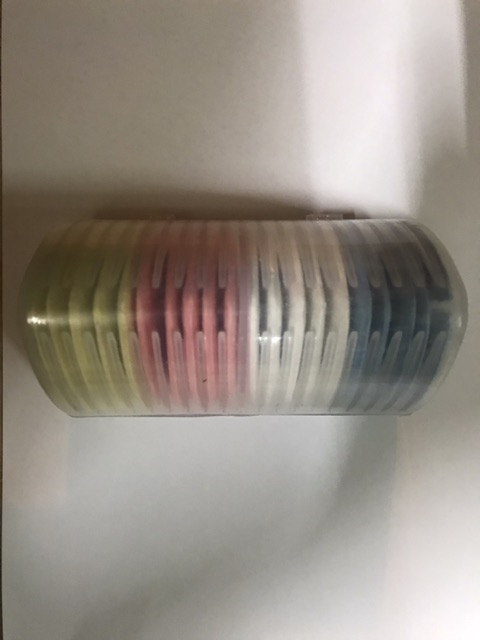 Phấn vẽ may hộp nhựa 4 màu ,hộp nhựa siêu dep