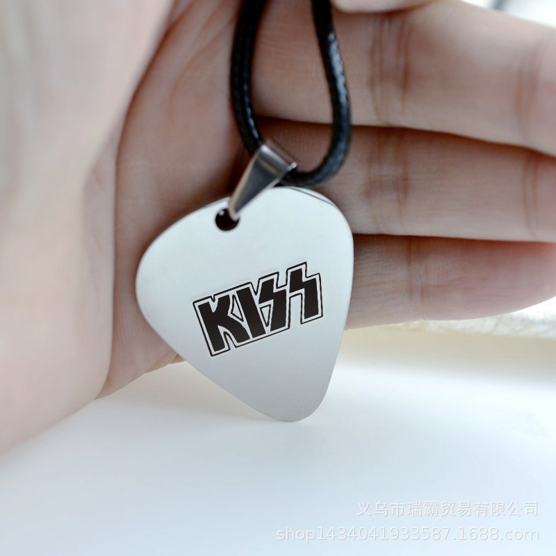 Vòng cổ Da Mặt Kim Loại Hình Đàn Guitar Thời Trang