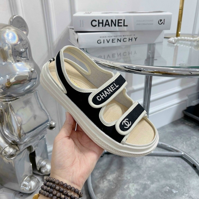 Dép quai hậu nhiều màu êm chân đế cao 2cm hót nhất năm nay 2022