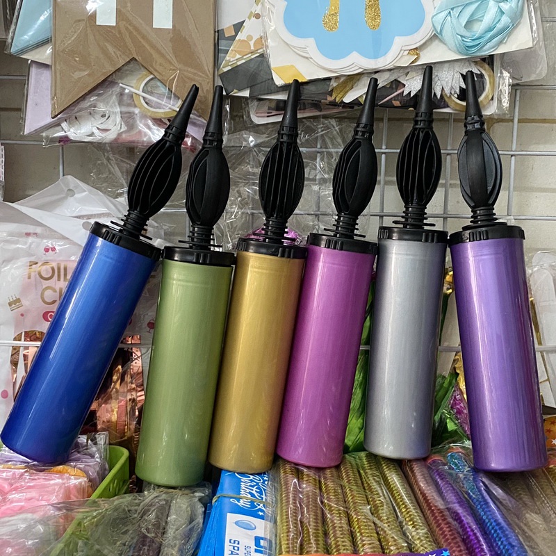 Bơm bóng cầm tay cao cấp, tiện dụng