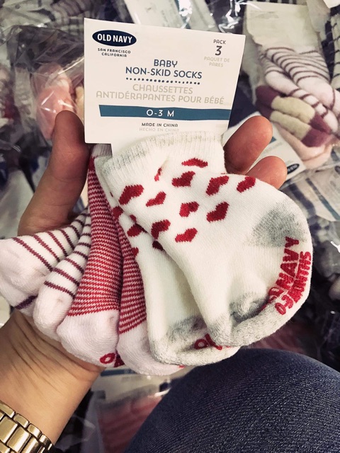 SET 3 ĐÔI TẤT CAO CỔ CHỐNG TRƯỢT SIÊU DÀY OLD NAVY