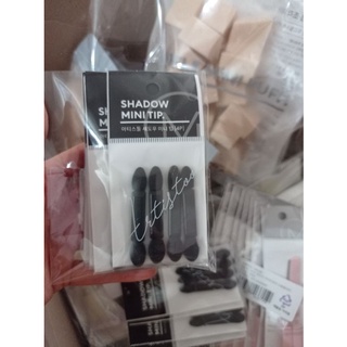 Cọ Mút Đánh Phấn Mắt 2 Đầu It's Skin Double Sponge Tip