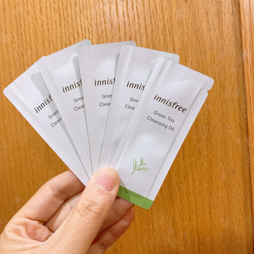 Sample dầu tẩy trang Innisfree green tea cleansing oil 1ml