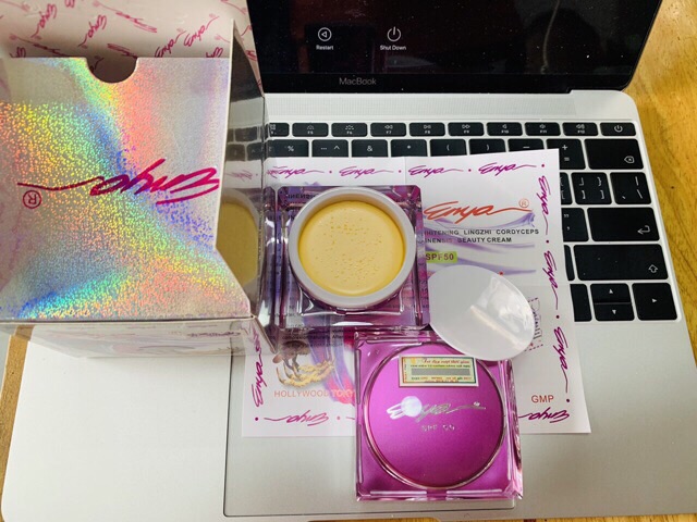 Kem Enya linh chi đông trùng hạ thảo