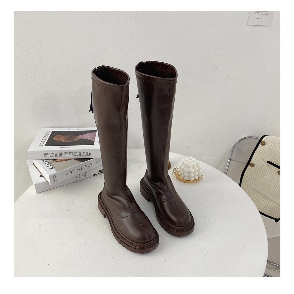 mã B03 - ( sẵn 35 trắng )Boot đùi mềm đế 5cm da trơn gân dọc | BigBuy360 - bigbuy360.vn