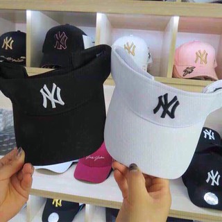 MŨ NY NỬA ĐẦU