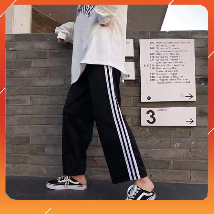 Quần thể thao 3 sọc ống rộng Unisex siêu hot | BigBuy360 - bigbuy360.vn