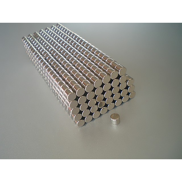 Nam châm trắng trụ D4*4mm