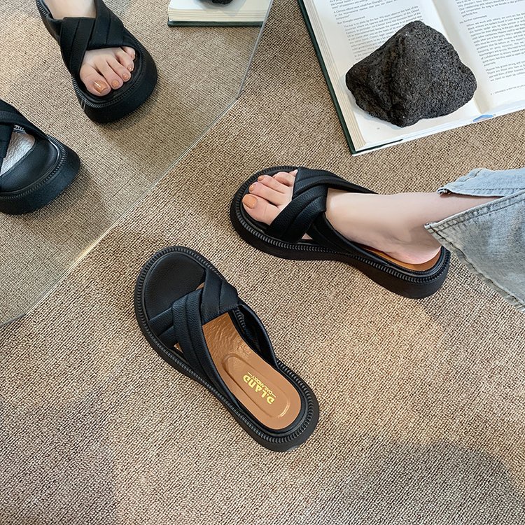 Dép Sandal Đế Dày Thời Trang Mùa Hè Dễ Phối Đồ Cho Nữ