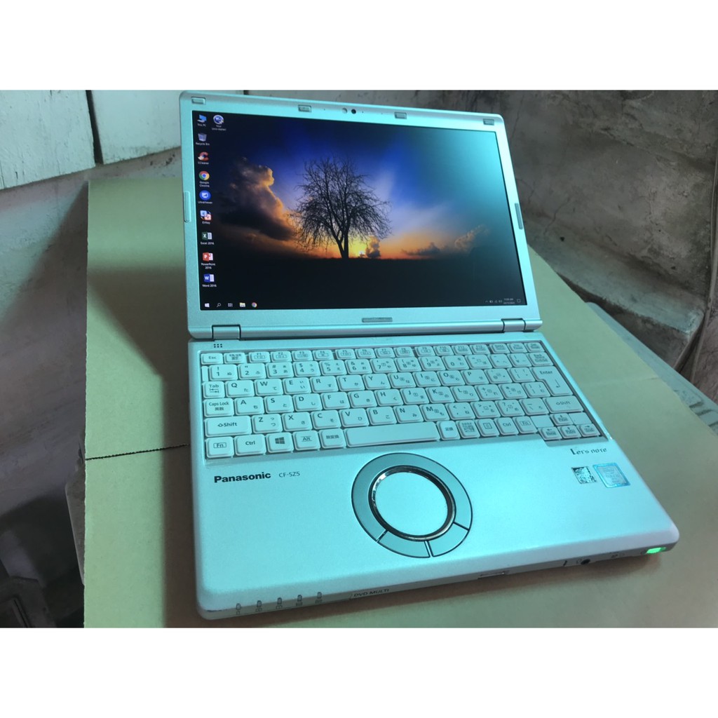 Laptop Panasonic CF-SZ5 core i5 6300U Ram 4G/128 màn hình 12,5 inch full HD Pin 5-6h