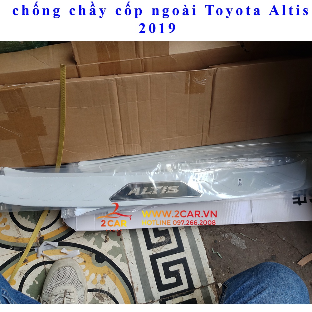 Chống Trầy Cốp Ngoài Xe Toyota Altis 2014 - 2021 Nhựa Đen 3D Cao Cấp