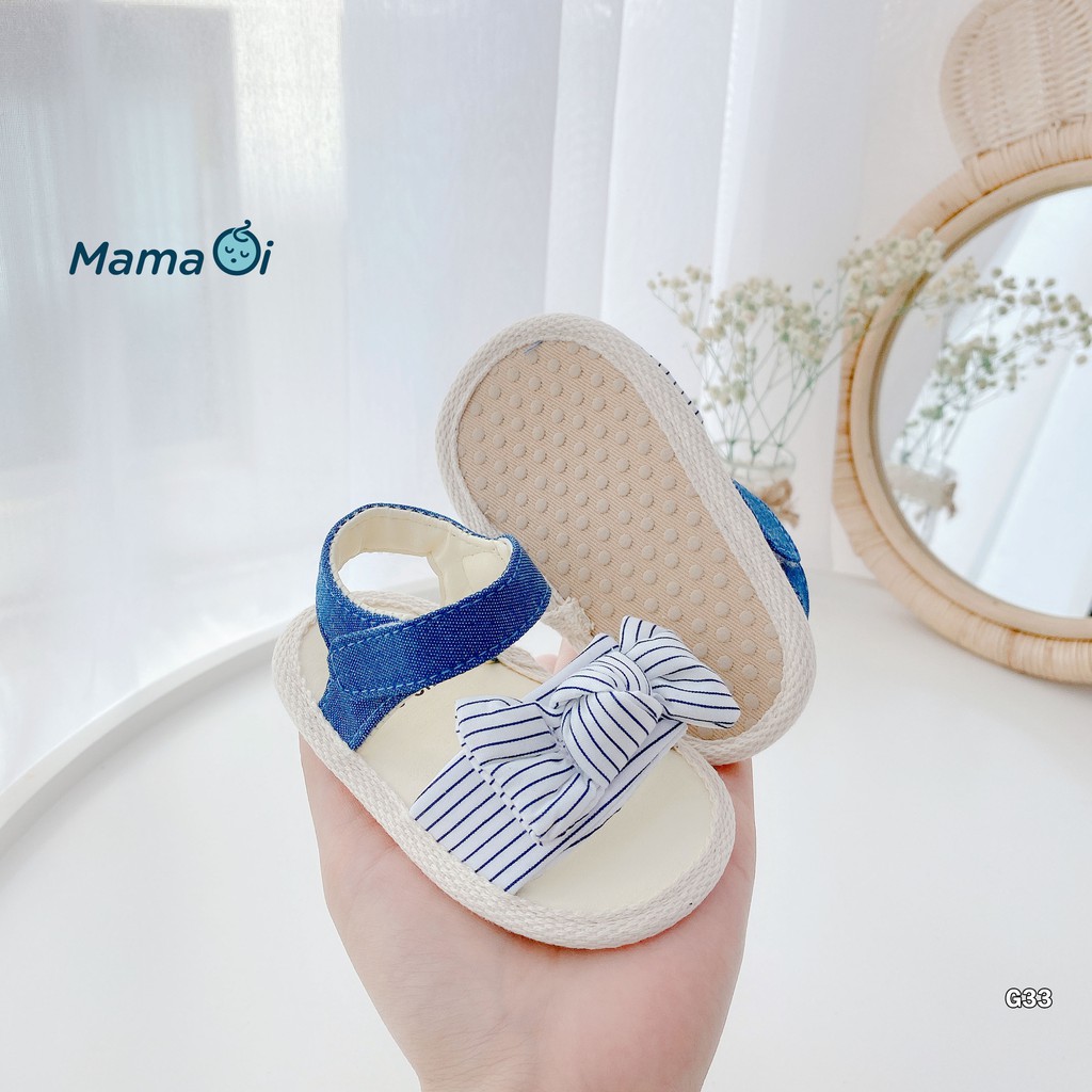G33 Giày sandal cho bé dép tập đi mềm nhẹ form thoải mái bằng da mềm và nơ xanh có quai của Mama Ơi - Thời trang cho bé