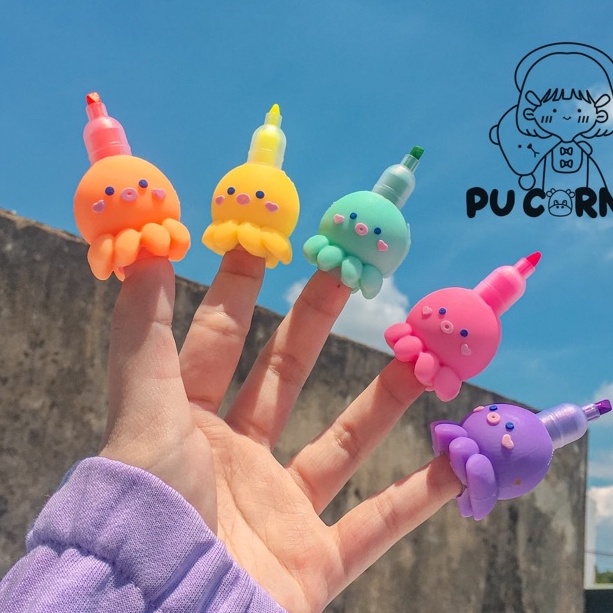 Set gồm 6 cây bút dạ quang bò sữa dễ thương