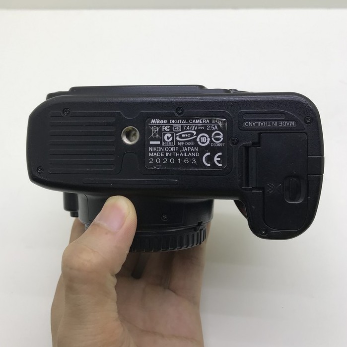 Bộ máy ảnh nikon D60 kèm lens kit 18-55 mới 95%