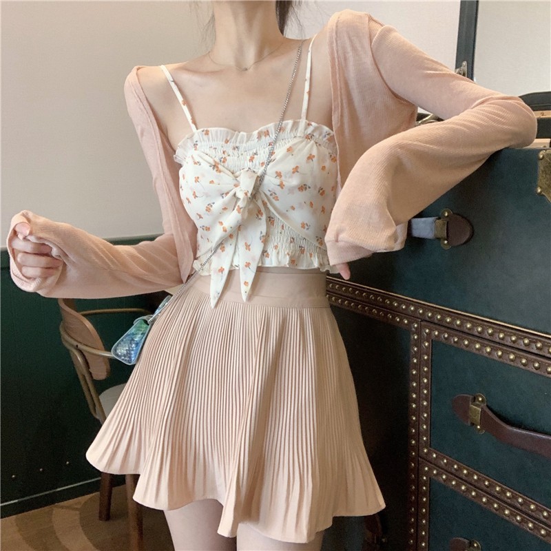 Set áo khoác ngoài mỏng + áo hoa 2 dây croptop trắng + váy ngắn kem ulzzang ( có bán riêng )