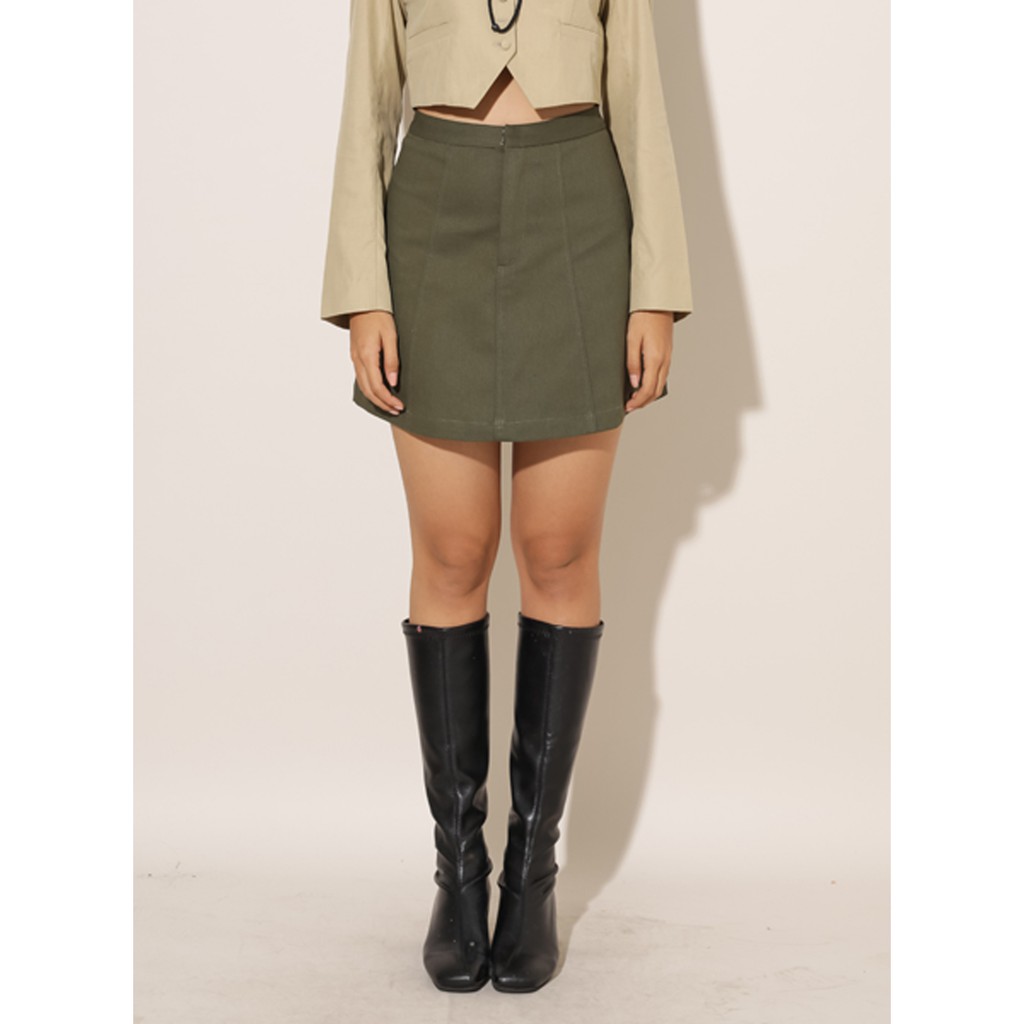 Chân váy nữ chữ A thời trang GAGO single tone a-line mini skirt màu xanh rêu GO3113 | BigBuy360 - bigbuy360.vn