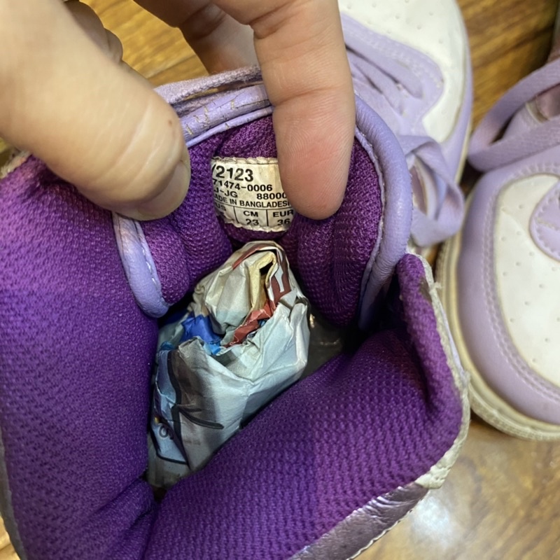 Giày thể thao sz 36