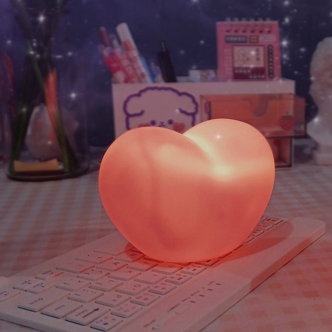 Đèn Ngủ LED Hình Trái Tim Dễ Thương Dùng Trang Trí Phòng Ngủ