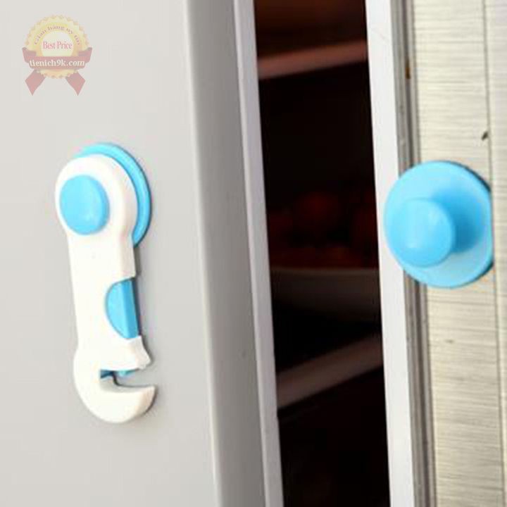 Khóa cửa an toàn cho bé dạng mắc cài tủ lạnh