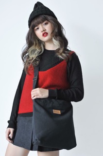 Túi đeo chéo: M.O.L Cross Tote