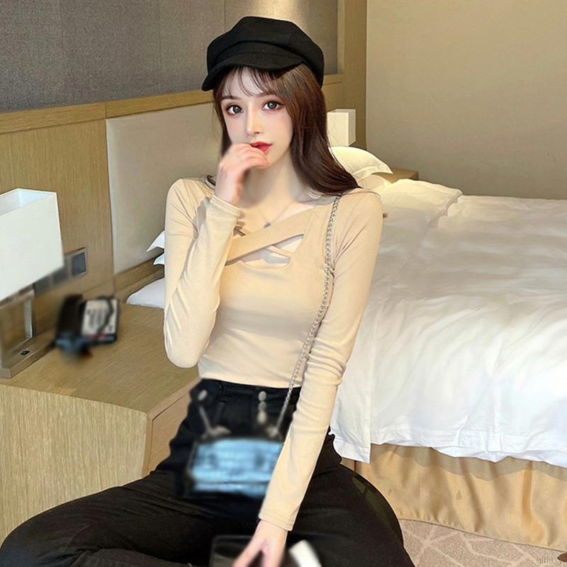 Áo thun tay dài cổ tròn màu sắc đơn giản cho nữ