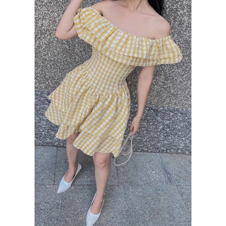 Đầm Caro Bệt Vai